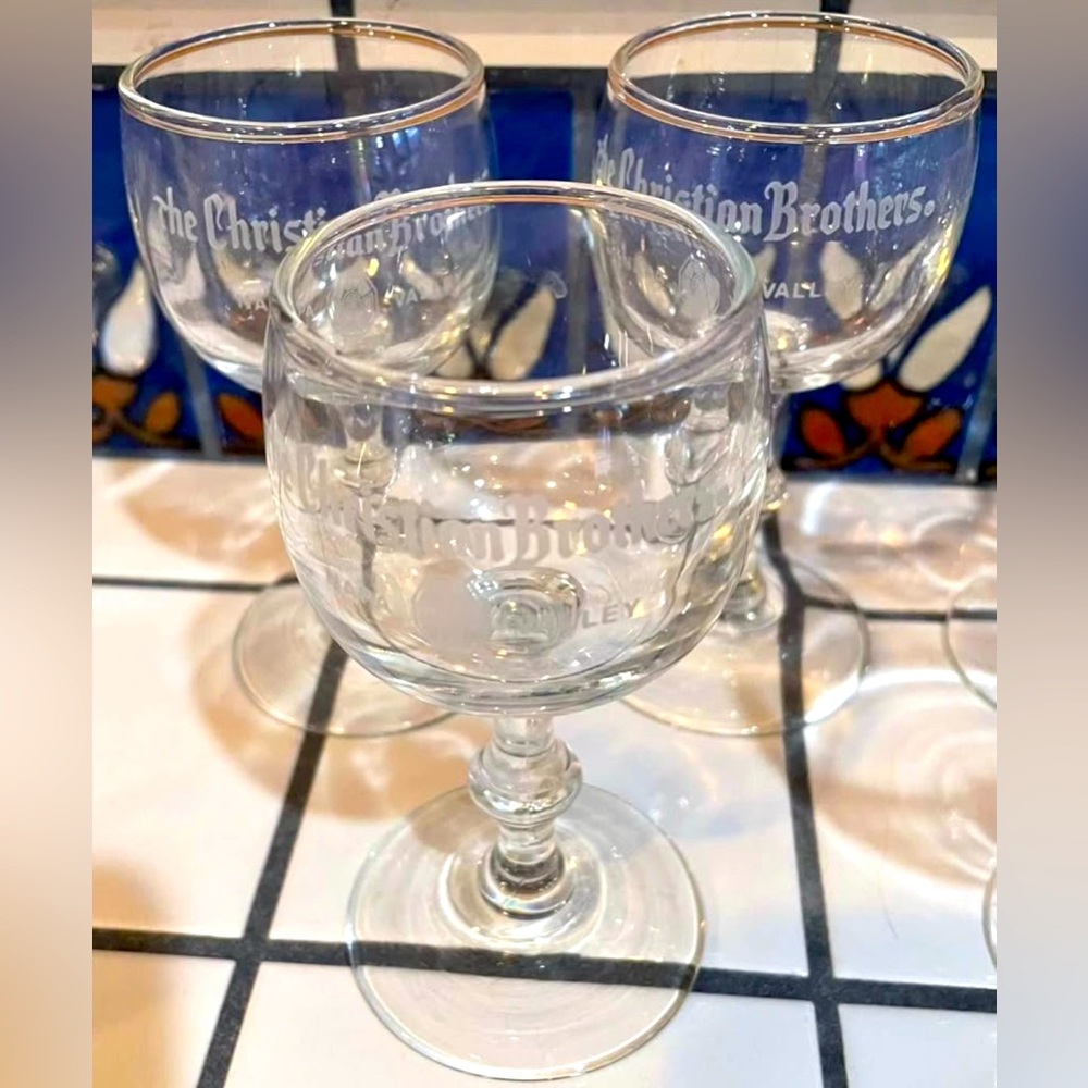 The Christian Brothers Napa Valley Champagne Clear Glass Goblet Unique Set